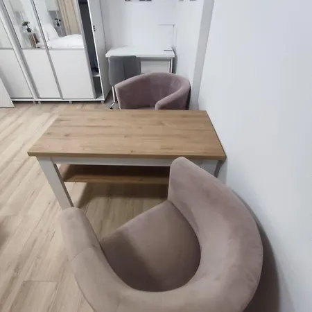 Apartament Airport Harmony By Bookinghost